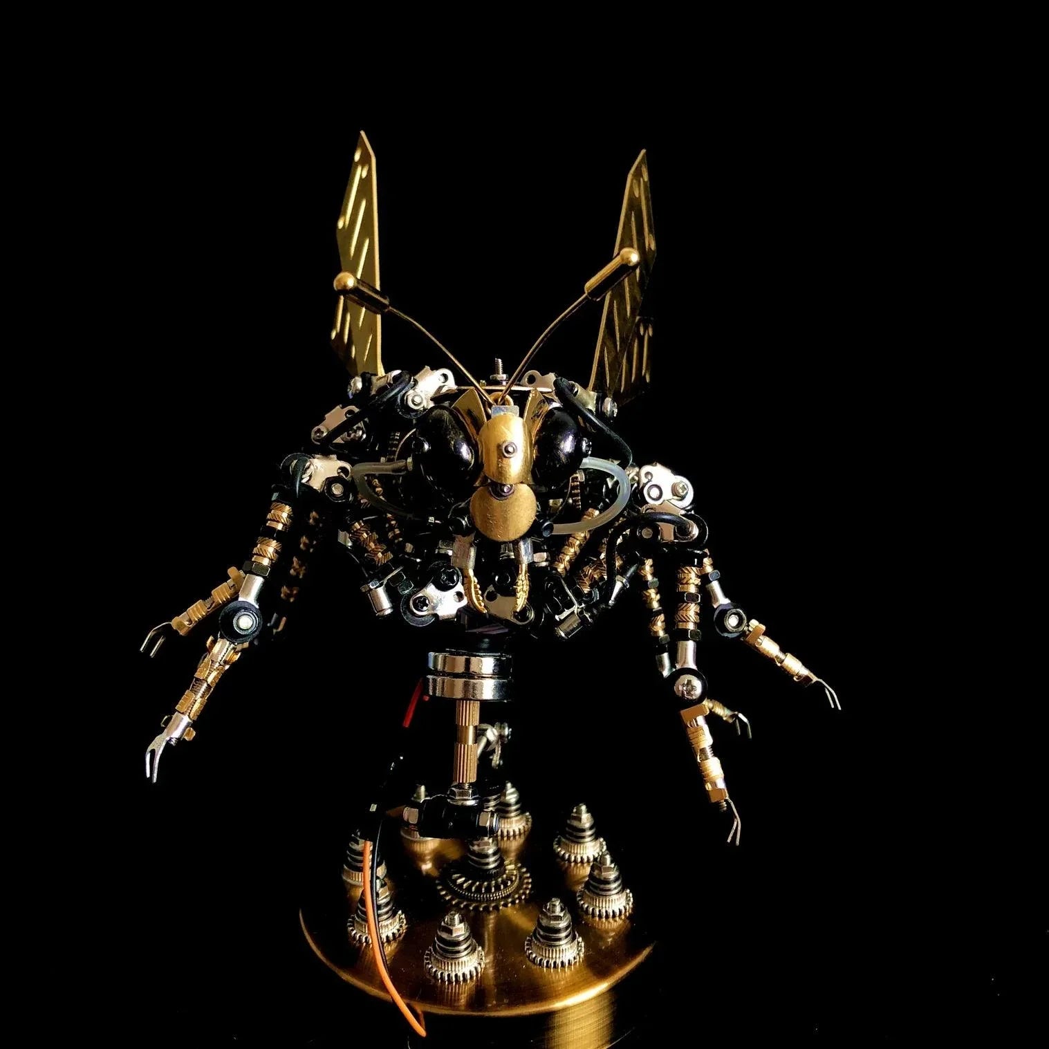 https://cdn.shopify.com/s/files/1/0976/5404/7104/files/sashura-intricate-mechanical-wasp-sculpture-premium-diy-metal-art-sashura-premium-8.webp?v=1771362381